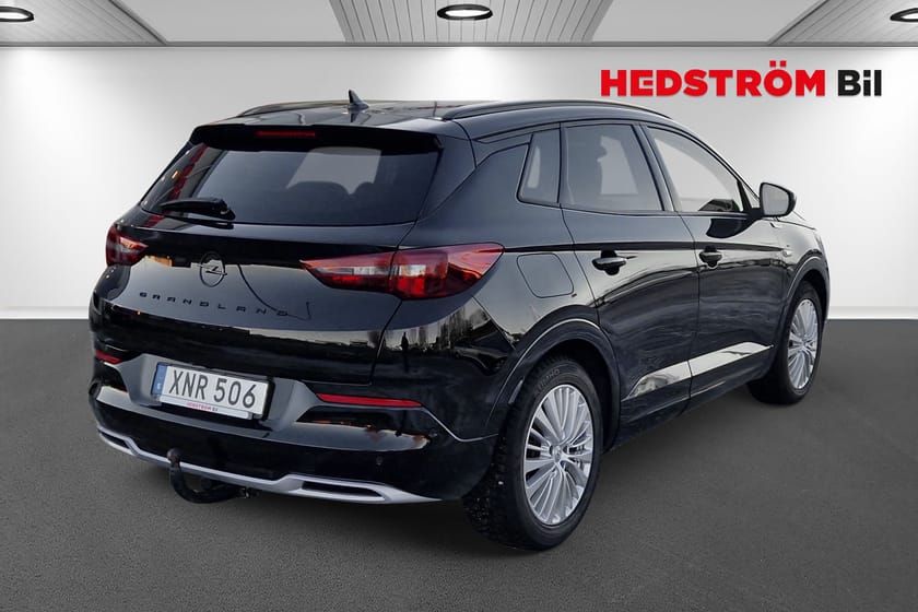 Bild 3 av Opel Grandland Hybrid4 AWD Laddhybrid 300hk