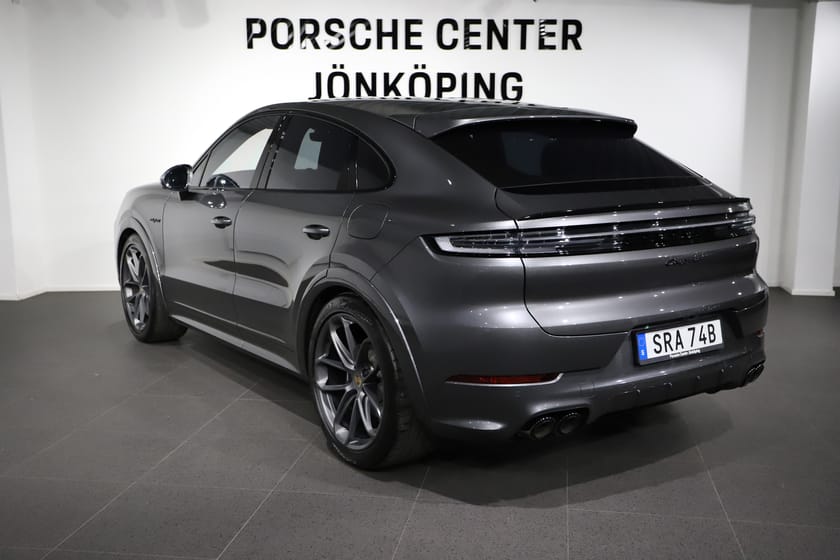Bild 3 av Porsche Cayenne E-Hybrid Coupé Coupe Lättviktssportpaket VAT / Leasebar