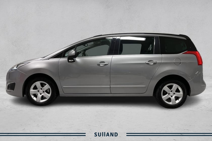 Bilde 2 av Peugeot 5008 7-Seater Allure 1,6 BlueHDi 120hk aut 7s | Krok | Påkostet |