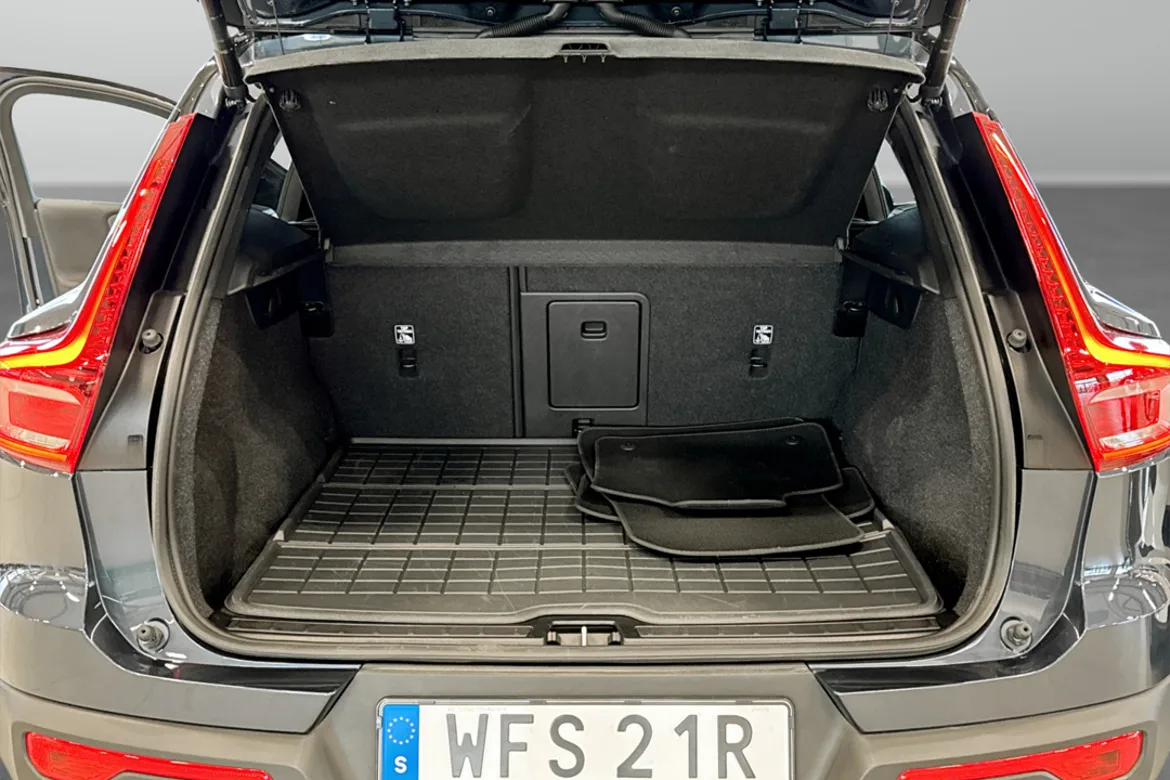 Volvo EX40 Twin Motor Performance