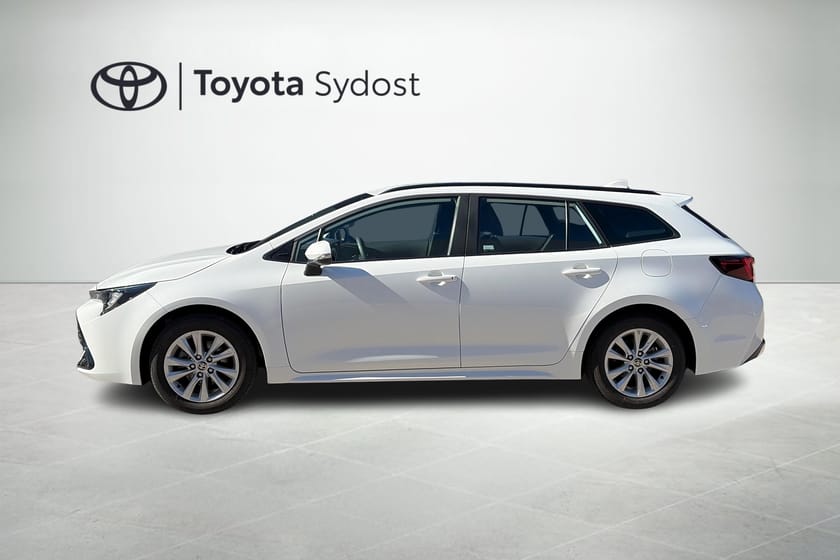 Bild 3 av Toyota Corolla Touring Sports Hybrid Backkamera, Rattvärme, Nyckelfri start, LED strålkastare, Låga mil