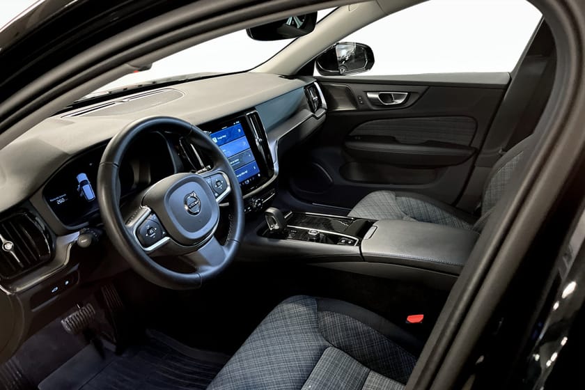Bild 5 av Volvo V60 Recharge T6 II Core Edition