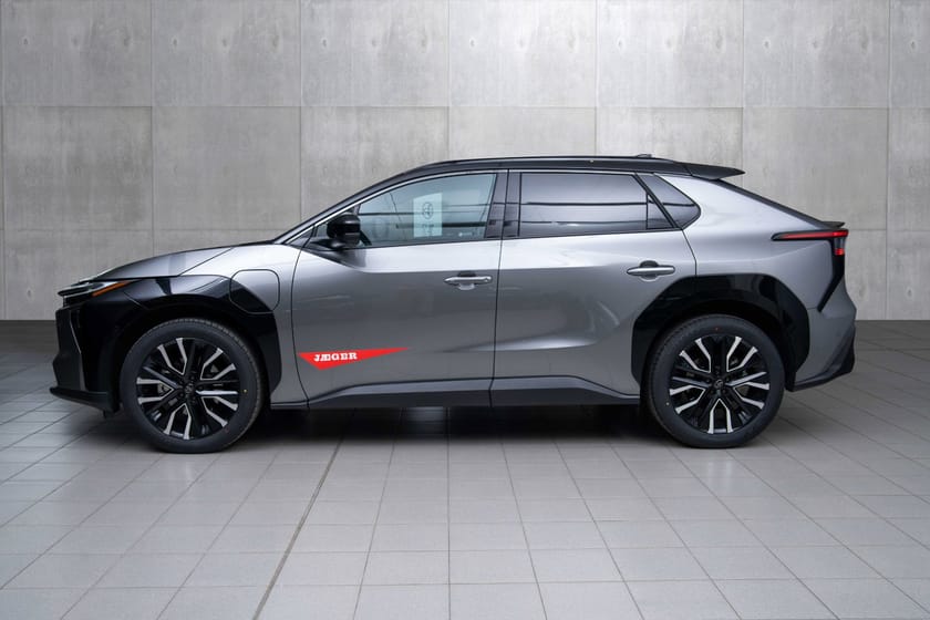 Bilde 3 av Toyota bZ4X AWD Executive Panorama Bitone