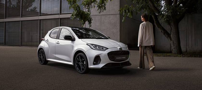 Mazda2 Hybrid från 253 400 kr bakgrundsbild