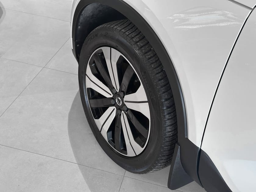 Bilde 4 av Volvo XC40 Recharge Twin motor Ultimate - ACC/H-Feste/360kamera/Soltak