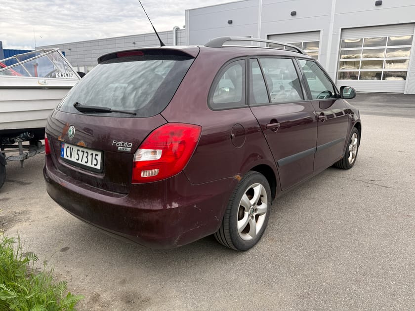 Bilde 3 av Škoda Fabia Stasjonsvogn | Rep.objekt | Nytt prosjekt? |