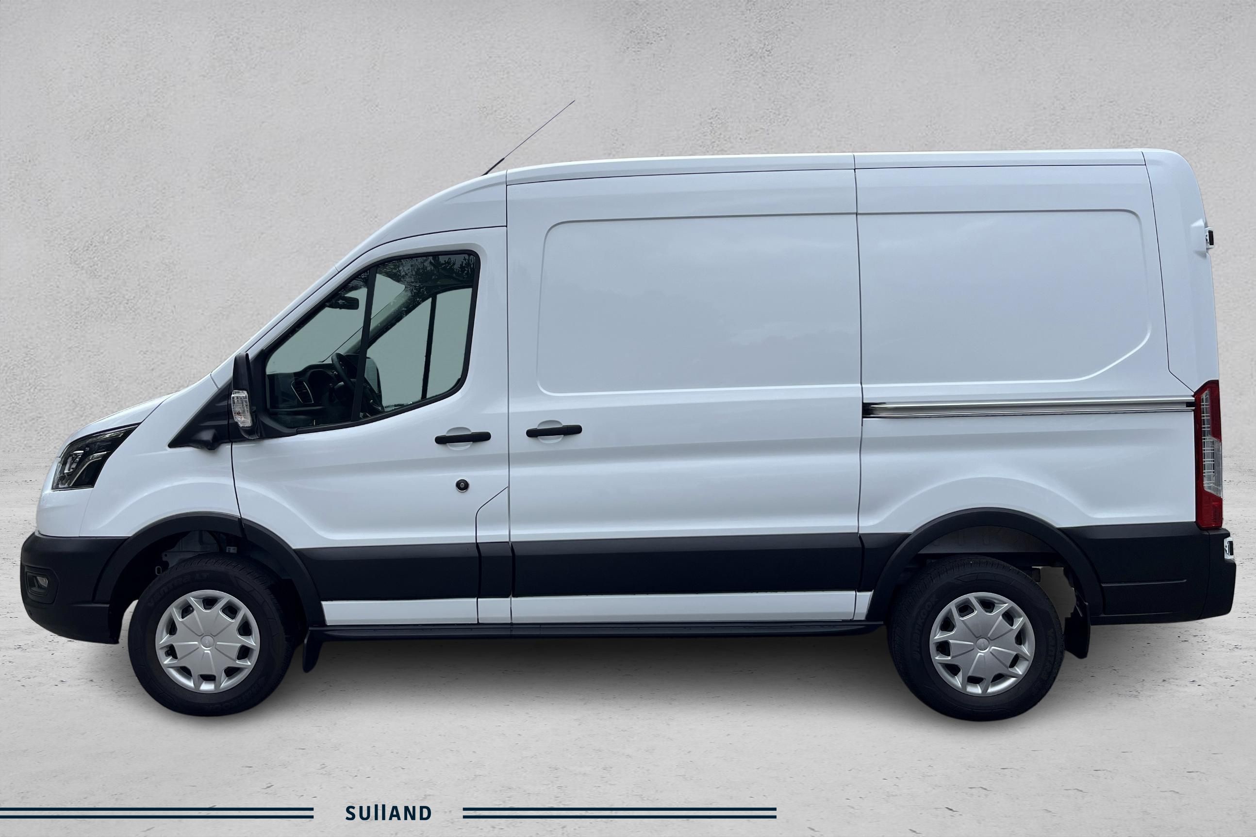 Thumnail bilde 1 av Ford E-Transit 425