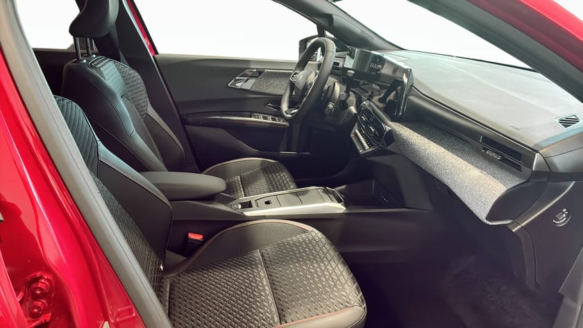 Bild 3 av Renault Clio Techno TCE 115 EDC DEMO