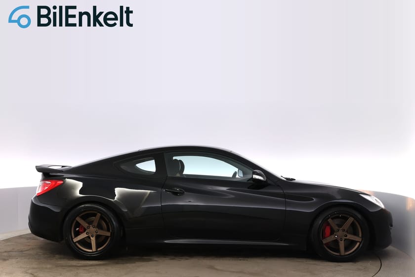 Bild 2 av Hyundai Genesis Coupé 2.0 TCi Steg 1 Lågmil endast 5.956 mil