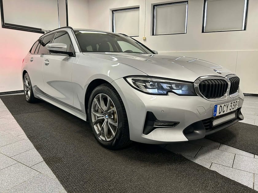 Bild 3 av BMW 330e xDrive Touring 292 hk Steptronic Sport line Drag MOMS