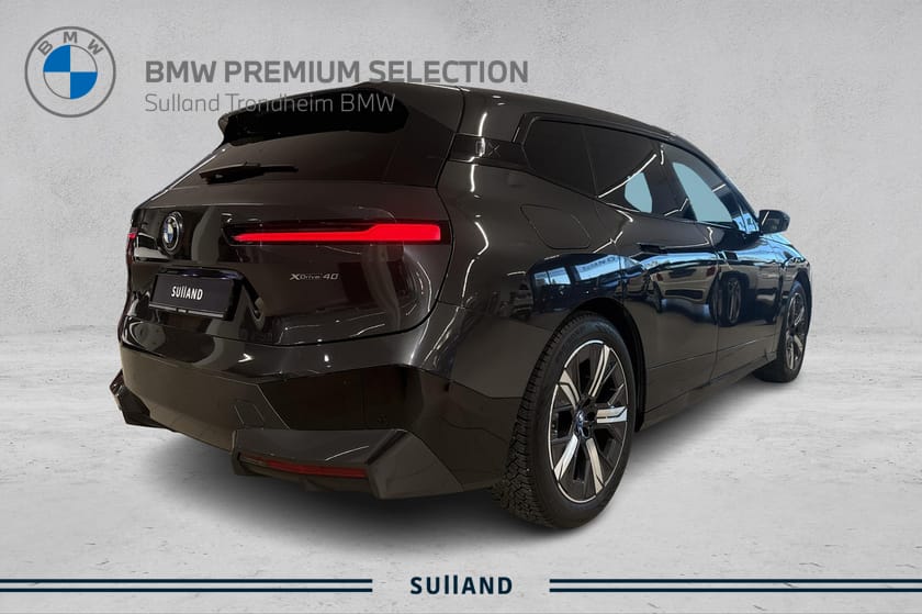 Bilde 5 av BMW iX xDrive40 xDrive40/Harman/panoramatak/Krok/BSI