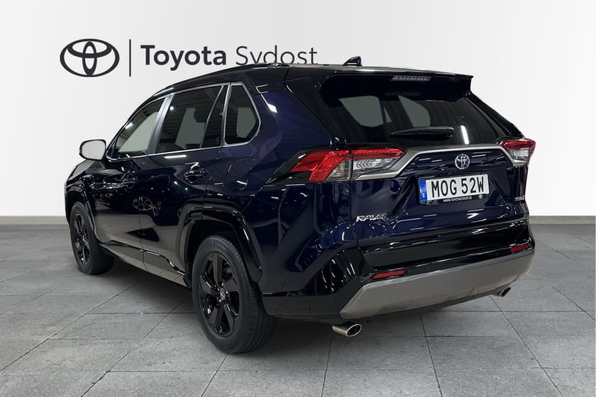 Bild 3 av Toyota RAV4 Hybrid AWD-i E-CVT Style Euro 6 222hk, Vhjul