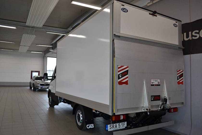 Bild 4 av Iveco Daily 35-160 Chassis Cab 35S16HA8 Skåp och Lift 156hk