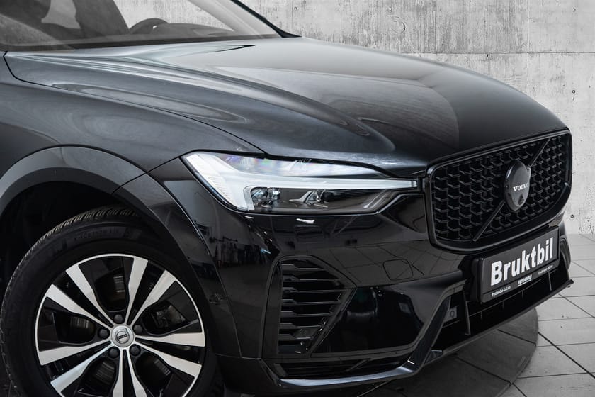 Bilde 2 av Volvo XC60 Recharge T6 Ultima Dark KROK|PANO|22"|H&K|360|HUD
