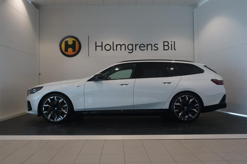Bild 3 av BMW i5 M60 xDrive Touring M-Sport Pro Innovation Panorama