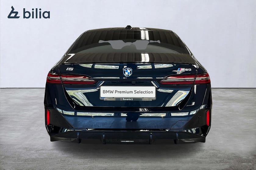 Bild 4 av BMW i5 M60 xDrive Sedan M-Sport Pro | B&W | Drag | Panorama