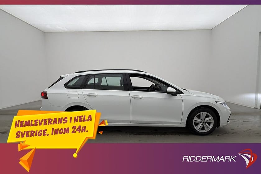 Bild 4 av Volkswagen Golf Sportscombi SC 1.5 eTSI 150hk Cockpit Kamera Drag Moms