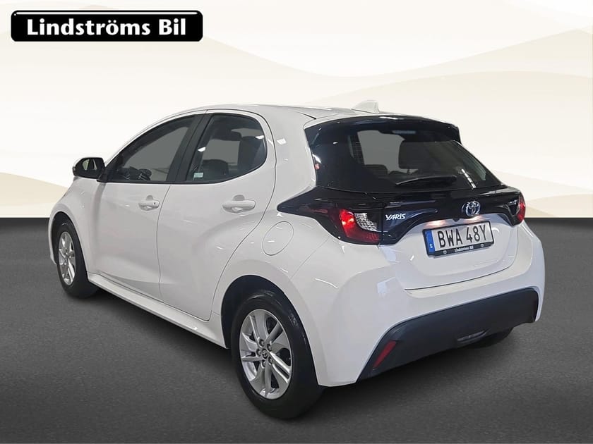 Bild 4 av Toyota Yaris Hybrid 1,5 5D Active S&V-hjul