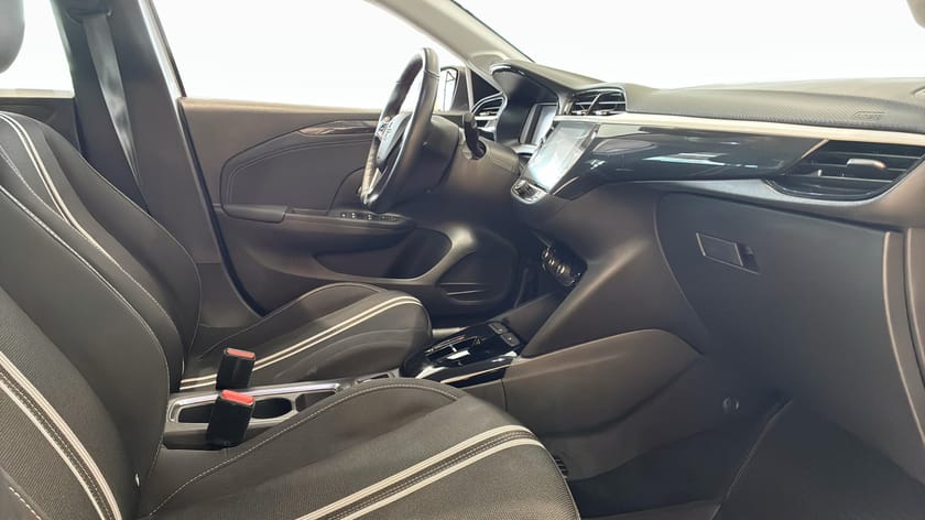 Bild 3 av Opel Corsa-e Design Line 136hk