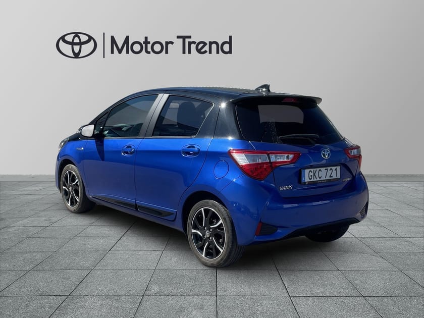 Bild 3 av Toyota Yaris Hybrid e-CVT 101hk,Selection,4.690mil,PDC