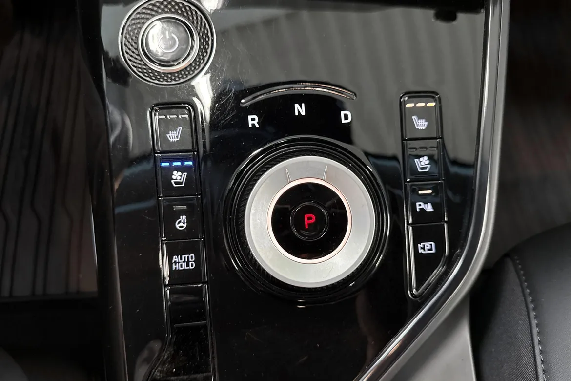 picture of a car