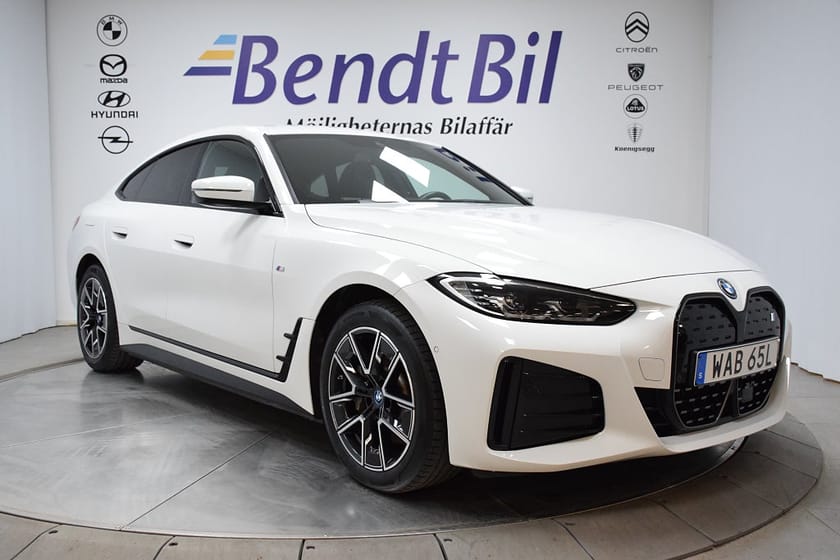 Bild 1 av BMW i4 eDrive40 Gran Coupé M Sport | Adaptiv fh. | Dragkrok | Rattvärme