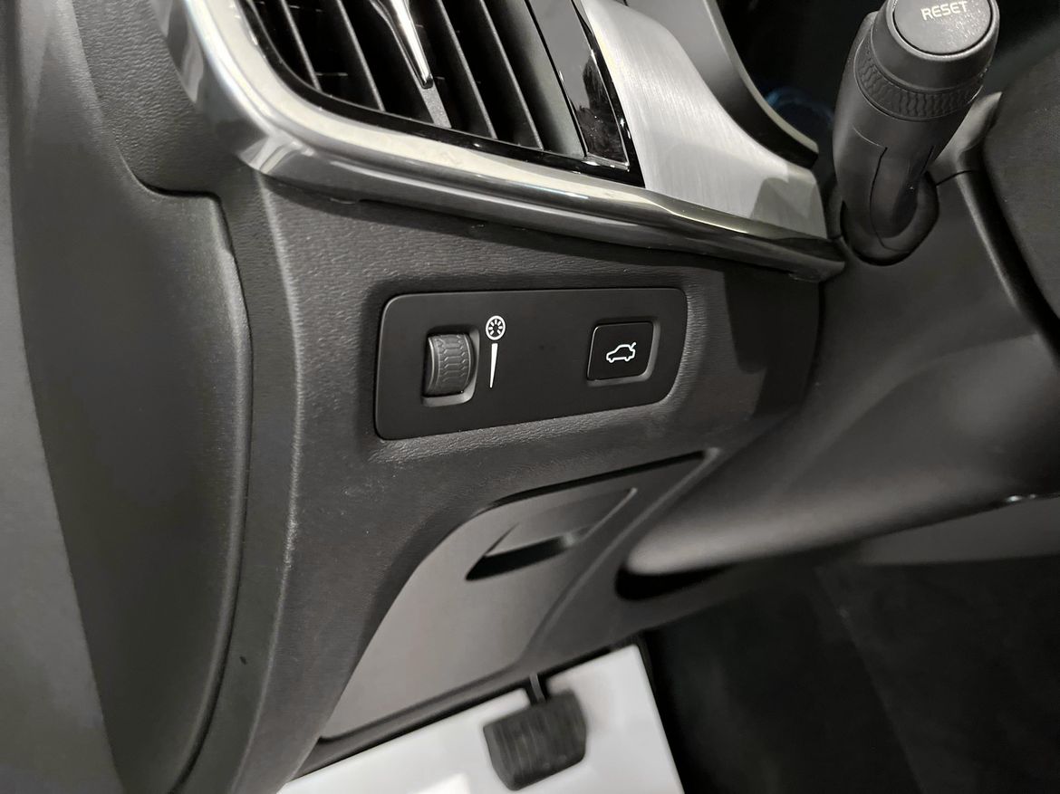 Volvo V90 2017 - miniatyr 18