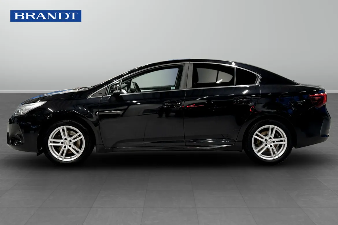 Toyota Avensis Sedan