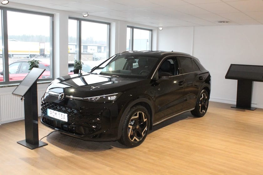 Bild 1 av Volkswagen T-Roc R-LINE  1.5 ETSI 150 HK DSG7