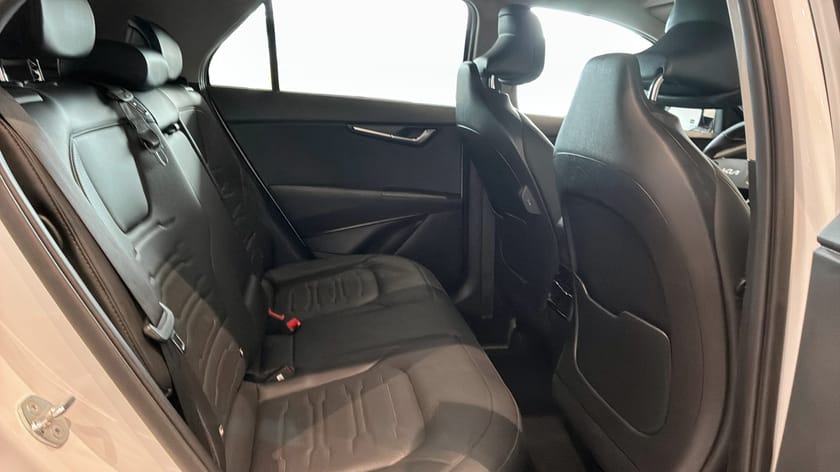 Bild 5 av Kia Niro Plug-In-Hybrid Advance, HUD, Rattvärme, Backkamera