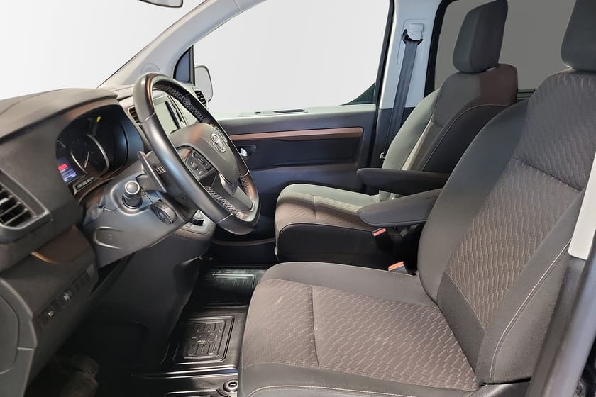 Bild 5 av Toyota Proace Verso 2.0 D-4D Premium / 8-Sits / Drag / Vinterhjul