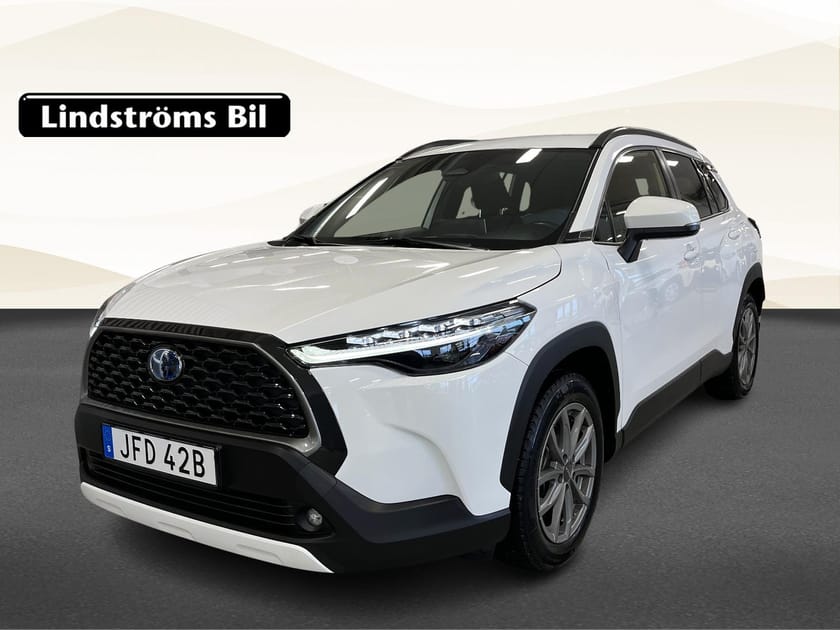 Bild 1 av Toyota Corolla Cross Hybrid AWD-i Style 2.0 197hk V-hjul