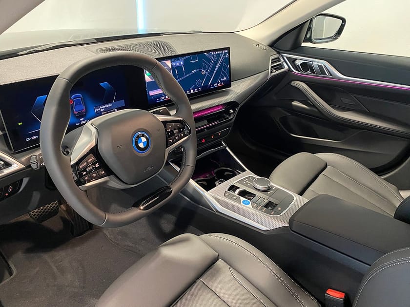 Bild 4 av BMW i4 eDrive40 Gran Coupé Rattvärme Adaptiv Farthållare