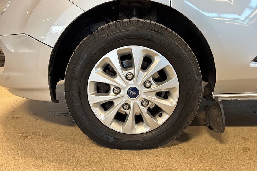 Bild 5 av Ford Transit Custom 340 Plug-in Hybrid / Moms / Backkamera