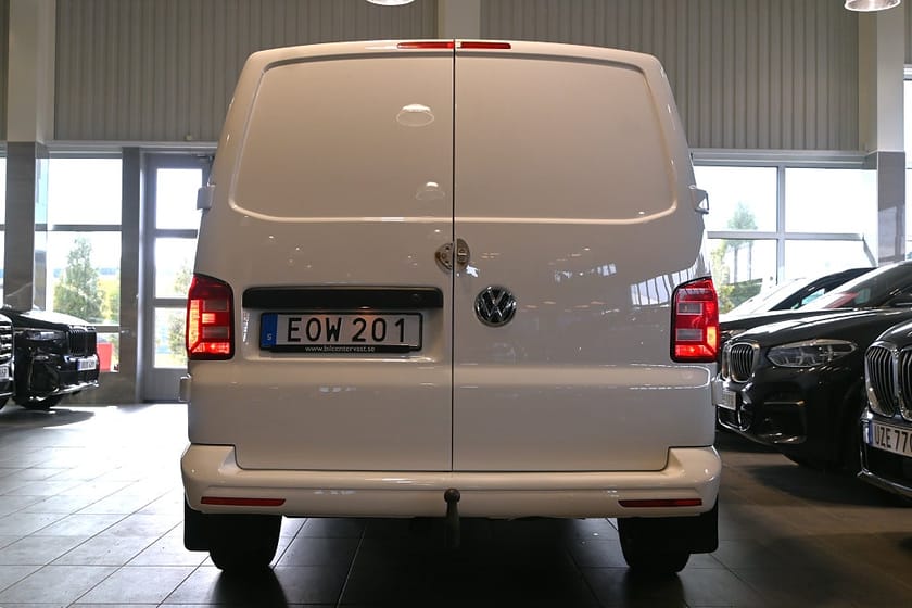 Bild 4 av Volkswagen Transporter T30 2.0 TDI 150hk L2 Drag Värmare