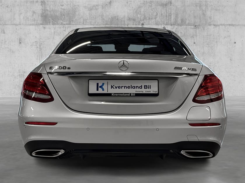 Bilde 4 av Mercedes-Benz E 300 e E300 PHEV AMG Line Hengerfeste Ryggekamera Nattpakke
