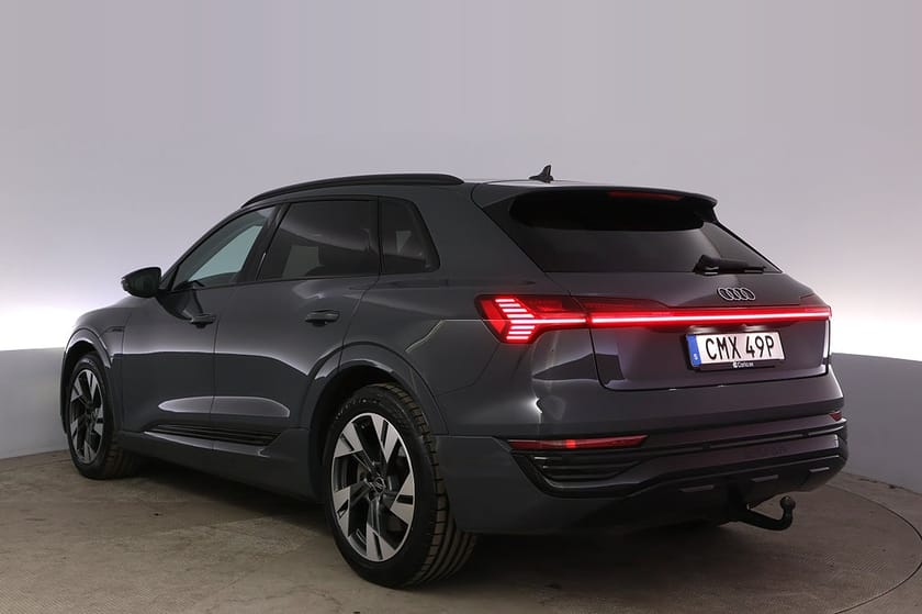 Bild 4 av Audi Q8 50 e-tron quattro Läder Elstol Kamera LED Drag