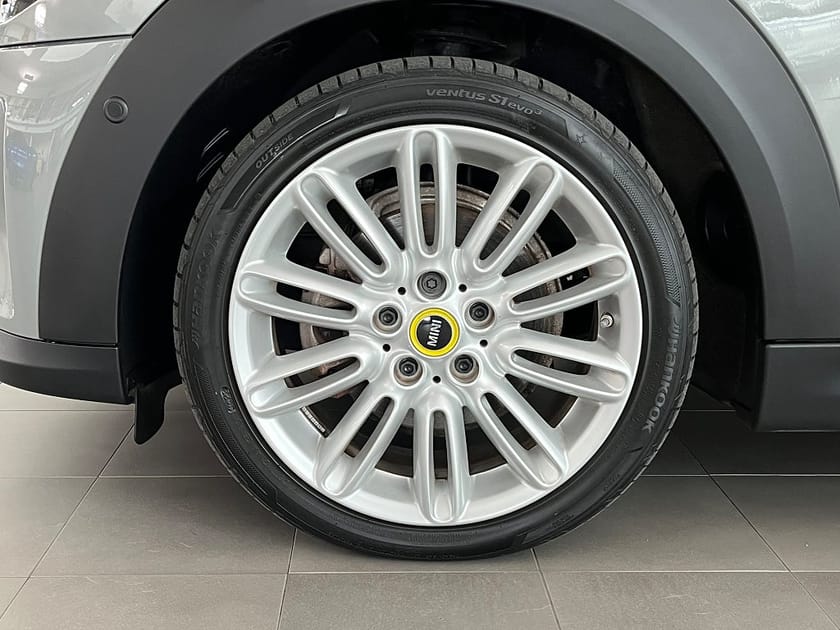 Bild 4 av MINI Cooper SE HUD H/K Panoramatak Backkamera Nav 4,95% ränta