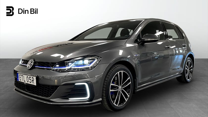 Bild 1 av Volkswagen Golf GTE Laddhybrid/ Låga mil/Parkeringsvärmare