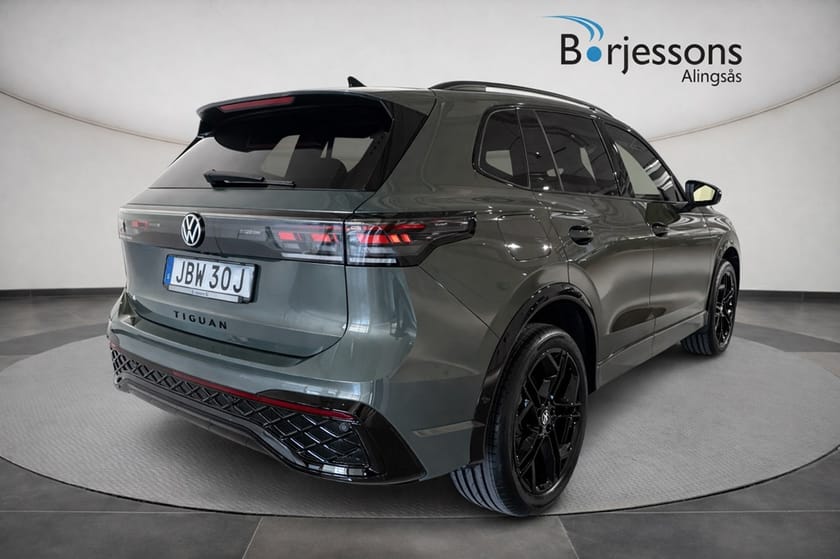 Bild 3 av Volkswagen Tiguan R-Line TDI 193hk 4MOTION *SNABB LEVERANS*