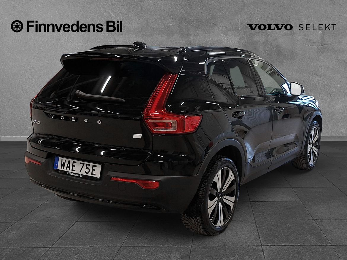 Volvo XC40 2023 - miniatyr 4