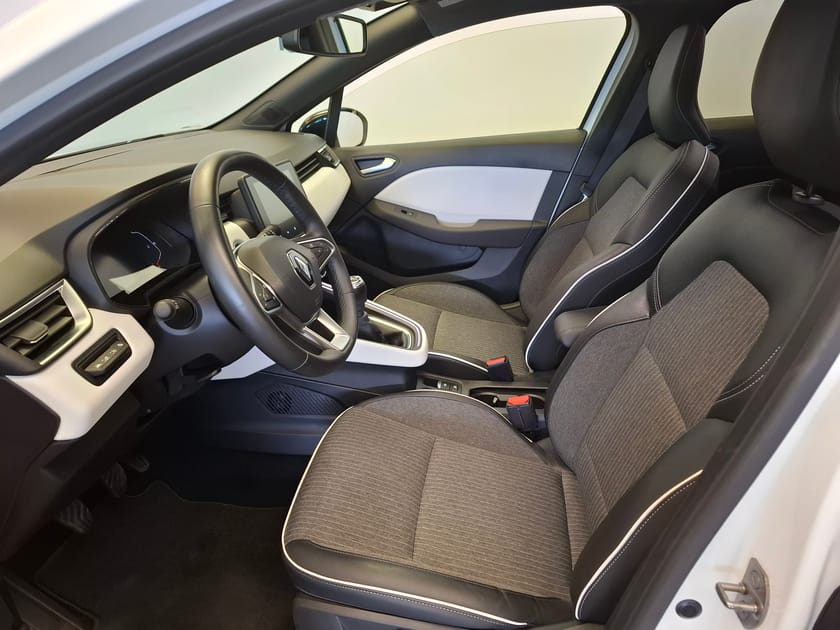 Bild 4 av Renault Clio TCe 90 Techno 5-d