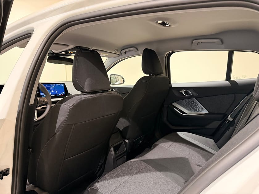 Bild 5 av BMW 120 M-Sport Design, Rattvärme, Apple CarPlay, Backkamera
