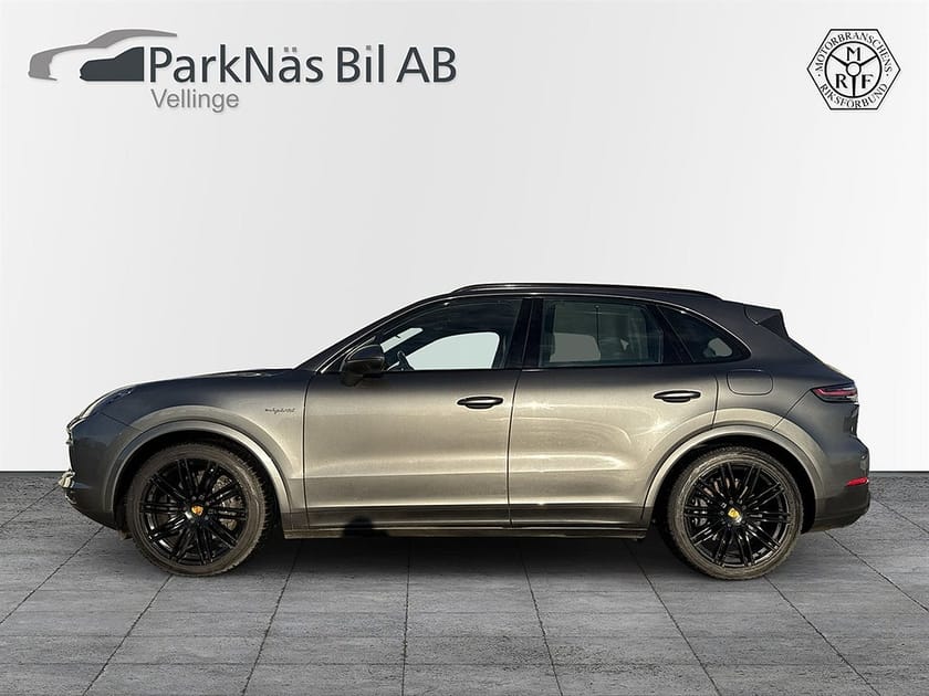 Bild 1 av Porsche Cayenne E-Hybrid S PANO NIGHTVISION