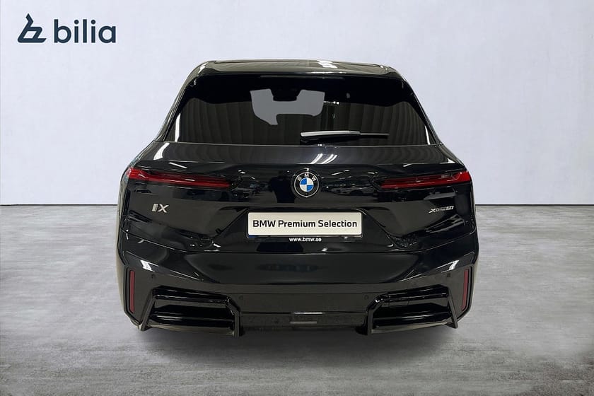 Bild 4 av BMW iX xDrive60 xDrive 60 M-Sport Fully Charged | Drag | H&K | Panorama