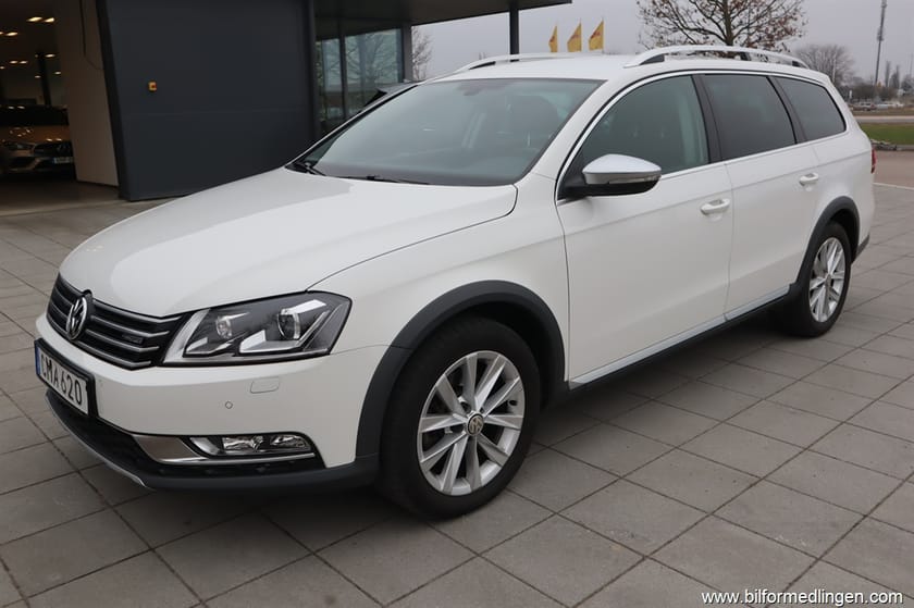 Bild 2 av Volkswagen Passat Alltrack 2.0 TDI BlueMotion Technology 4Motion 177hk Aut Skinn Dragkrok