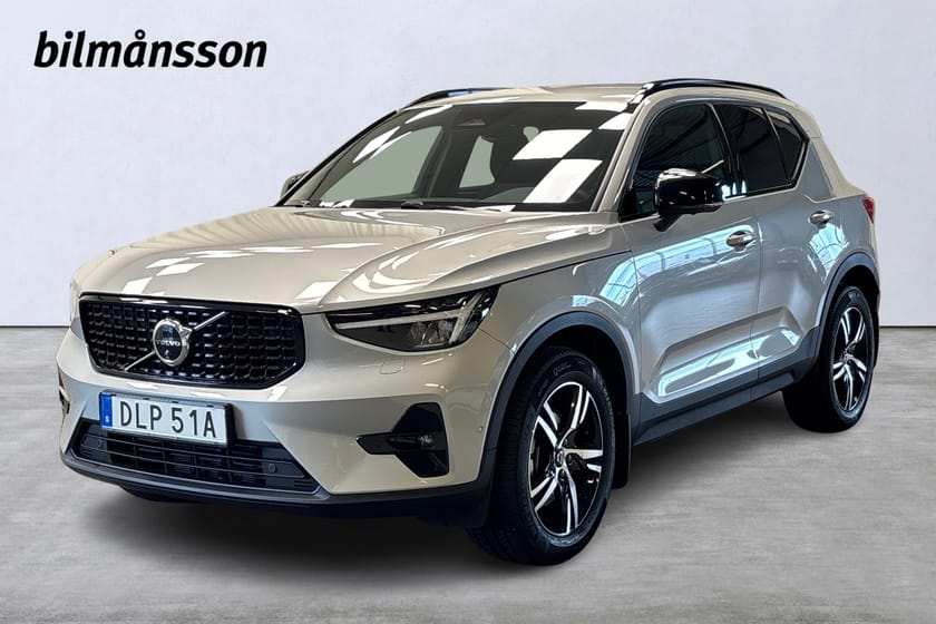 Bild 1 av Volvo XC40 B3 FWD Bensin Plus Dark