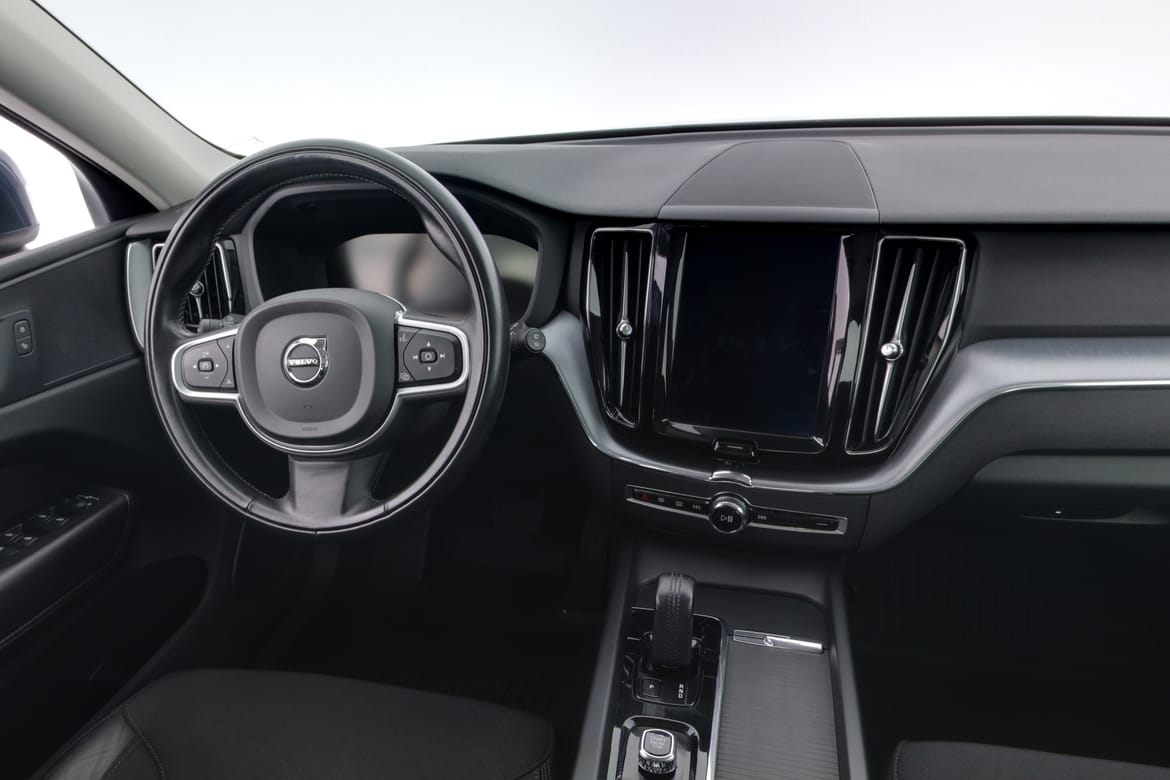 Volvo XC60 2020 - miniatyr 8