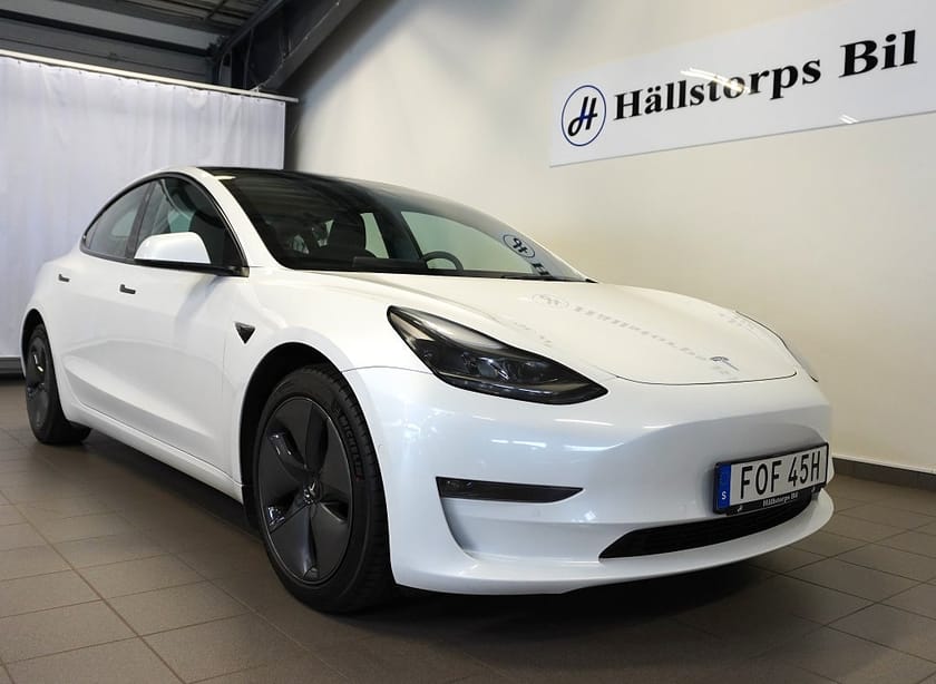 Bild 1 av Tesla Model 3 Long Range AWD 440HK/RATTVÄRME/360-KAMERA
