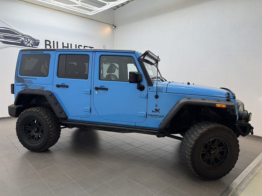 Bild 2 av Jeep Wrangler Unlimited 3.6 4WD 284hk Hardtop/Softtop